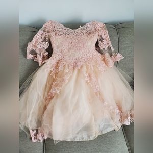 Girls dress